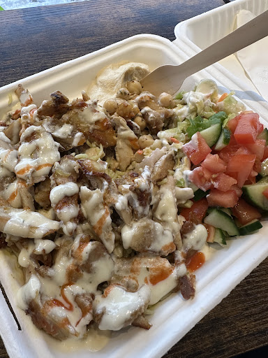 Photo of RG. Kitchen - 5054 Victoria Ave, Niagara Falls, ON L2E 4E1